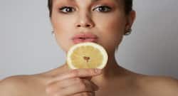 त्वचा के लिए विटामिन सी और सिट्रस फ्रूट्स के फायदे