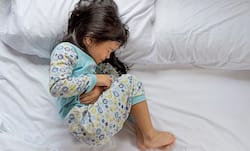 बुखार के साथ बच्चे को हो रहे हैं दस्त? ये 6 घेरलू उपाय अपनाने से तुरंत रुकेंगे लूजमोशन