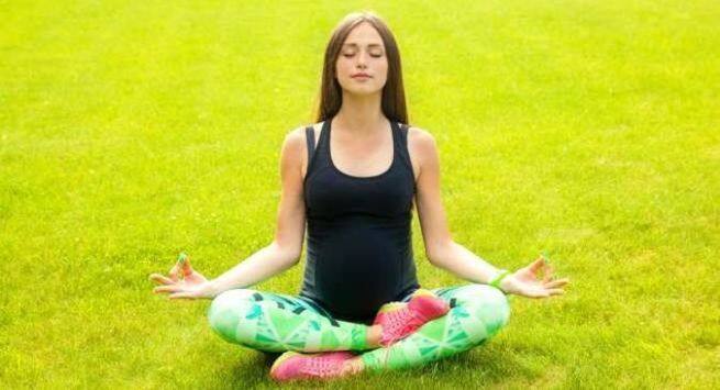 Padmasana For Sexual Health In Hindi