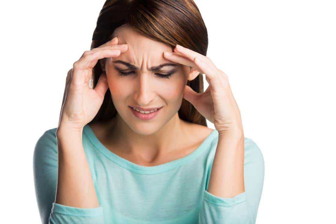 Suffering from constant headaches? This is what your body is trying to ...