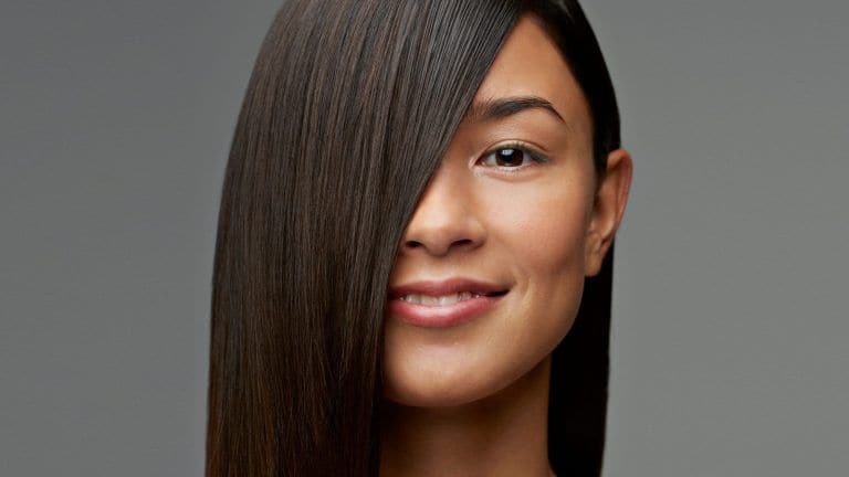 Love silky straight hair? Try these 8 home remedies