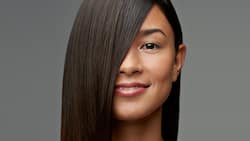 How to get straight hair naturally: 8 home remedies