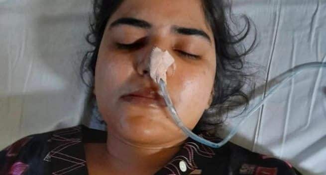 Actress shikha malhotra suffers paralysis after stroke hospitalised in hindi