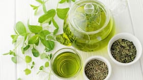 Caffeine overdose to dehydration: Drinking too much green tea can be seriously harmful Caffeine overdose to dehydration: Drinking too much green tea can be seriously harmful