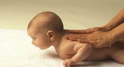 ऑलिव ऑयल से बच्चों की मालिश करने के लाभ