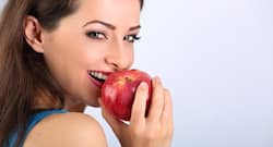 Consuming fruits in Excess:बहुत अधिक फल खाने के नुकसान ।