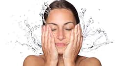 Washing Face before Bed: सोने से पहले चेहरा धोने के फायदे, नाइट स्किन केयर ।