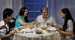 रात में खाना खाते ही सोने से होने वाली बीमारियां