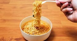 मैगी बनाने की ईजी रेसिपी