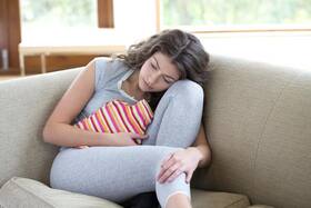 Weight Gain During Periods: पीरियड्स के दौरान महिलाओं का वजन क्यों बढ़ने लगता है, ये हैं 5 बड़े कारण!