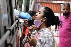 Covid Cases in Maharashtra: शुक्रवार को महाराष्ट्र में दर्ज़ हुए रिकॉर्डतोड़ मामले ।