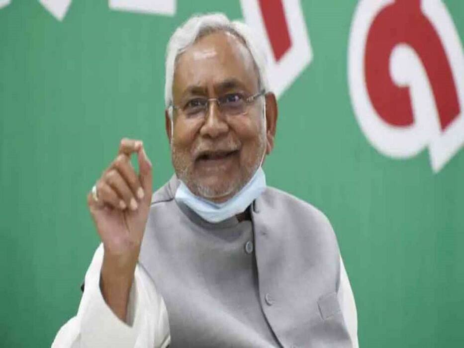 यूपी से लेकर दिल्‍ली तक, कोरोना से माता-पिता को खो चुके बच्‍चों की सरकार करेगी मदद, जानिए क्‍या किया ऐलान