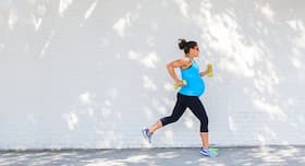 Exercising during Pregnancy: प्रेगनेंसी में एक्सरसाइज से जुड़ी टिप्स ।