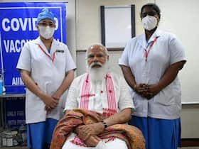 कोरोना टीकाकरण का 100 करोड़ डोज का आंकड़ा बृहस्पतिवार को होगा पूरा, डॉक्टर और हेल्थ वर्कर्स के साथ मौजूद होंगे पीएम मोदी