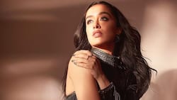 श्रद्धा कपूर की फ्लॉलेस और ग्लोइंग स्किन का राज