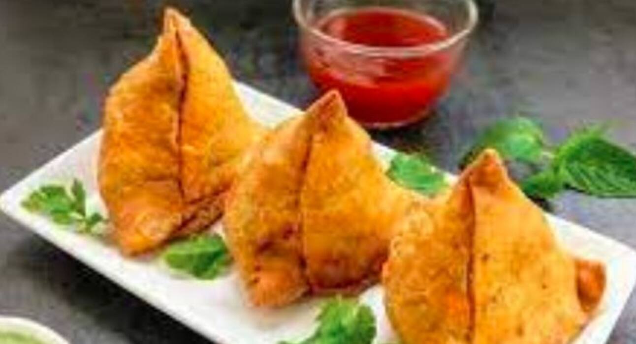 रिफाइन्ड में बना समोसा गर्मियों में बिगाड़ सकता है आपकी सेहत, ये 6 बीमारियां बुढ़ापे तक करेंगी आपको परेशान