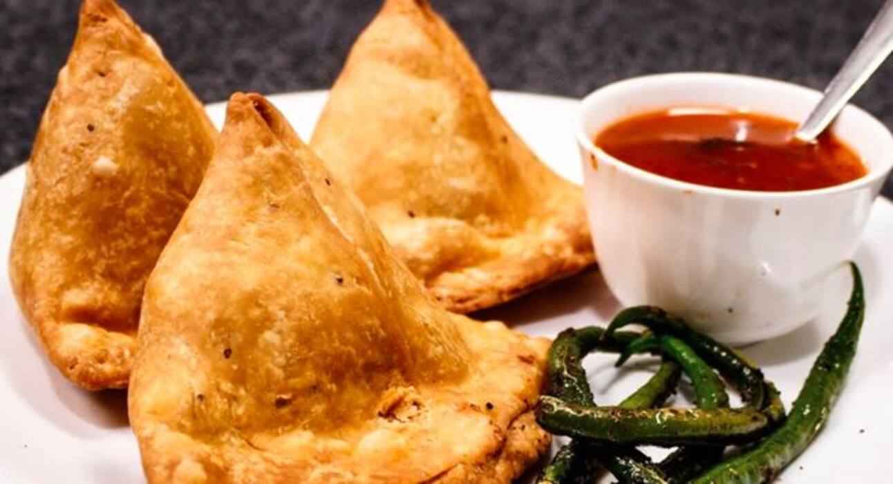 रिफाइन्ड में बना समोसा गर्मियों में बिगाड़ सकता है आपकी सेहत, ये 6 बीमारियां बुढ़ापे तक करेंगी आपको परेशान
