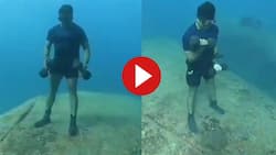 Puducherry man exercises underwater: गहरे समुद्र के बीच की इस व्‍यक्ति ने एक्‍सरसाइज