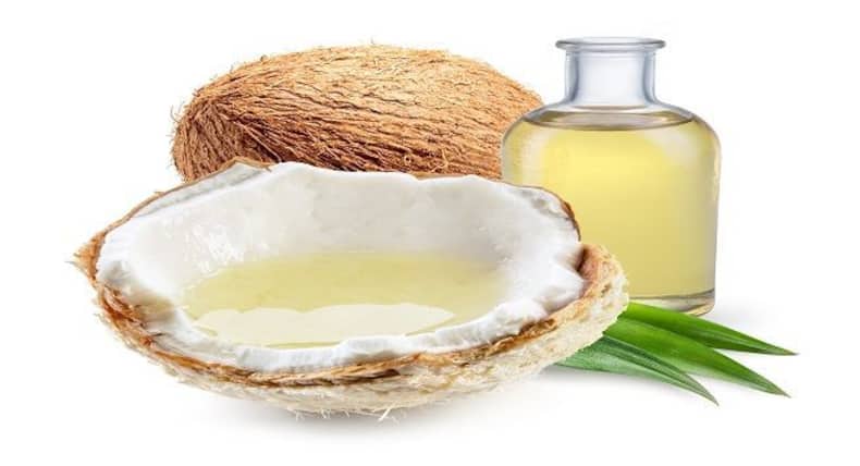 Coconut oil for Hair Fall: हेयर फॉल रोकता है नारियल का तेल, स्टडी का दावा, गर्मियों में होनेवाली इन 5 हेयर प्रॉब्लम्स का भी है इलाज है यह नैचुरल तेल