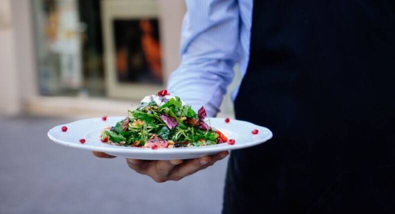 Vegetarian Vs Meat-Eater: 5 Facts That Will Help You Decide The Best Diet For You