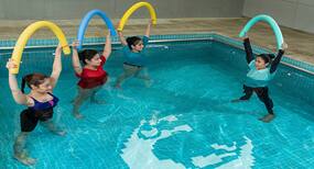 Menstrual Pain: Stop Relying On Pills Each Month, Try Aquatic Therapy Menstrual Pain: Stop Relying On Pills Each Month, Try Aquatic Therapy