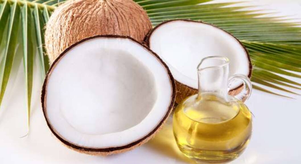 How Do You Use Curry Leaves With Coconut Oil For Hair Growth?