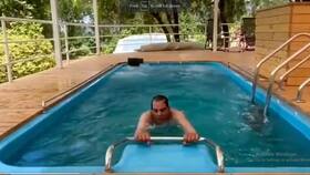 Dharmendra Water Aerobics: धर्मेंद्र इन दिनों कर रहे हैं वॉटर एरोबिक्स, जानें इसके फायदे और नुकसान ।