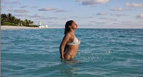 Disha Patani Flaunts Her Beach Body: Have a Look At Her Workout Sessions Too