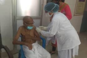 Senior Citizens With Co-morbidities Not Required To Submit Doctor's Certificate For Precaution Shot: Health Ministry
