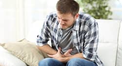 Side Effects of Holding Fart: पेट की गैस रोकने से हो सकती हैं ये गम्भीर समस्याएं ।