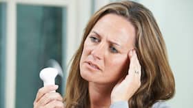 ऑस्टियोपोरोसिस का कारण बन सकता है मेनोपॉज, जानिए महिलाओं को Menopause किन बातों का ध्यान रखना चाहिए ऑस्टियोपोरोसिस का कारण बन सकता है मेनोपॉज, जानिए महिलाओं को Menopause किन बातों का ध्यान रखना चाहिए