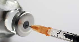 Mixing Vaccines: क्या 2 कोविड वैक्सीन्स को मिक्स करना है सुरक्षित? जानें एक्सपर्ट्स की राय ।
