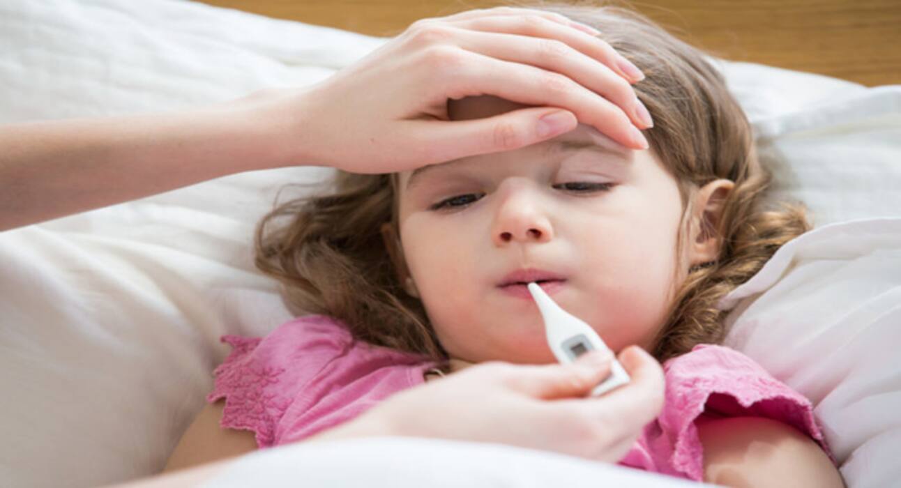 COVID-19 Symptoms In Children: From Runny Nose to Mild Fever, 5 Early Signs To Watch Out For