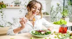 Side Effects Of Eating Cucumber : वेट लॉस के लिए खा रहे हैं खीरा और ककड़ी तो ना करें ये ग़लतियां, फायदे की बजाय हो सकता है गम्भीर नुकसान