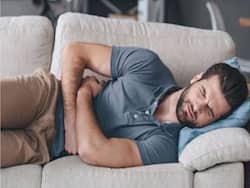 फ्रेश होने के बावजूद पेट की समस्या नहीं होती शांत तो इस हर्बल ड्रिंक से ठीक करें गैस, पेट फूलना और अपच की समस्या