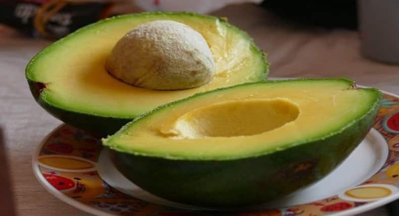 Can’t Afford Organic? Go For These Clean 15 Fruits And Vegetables