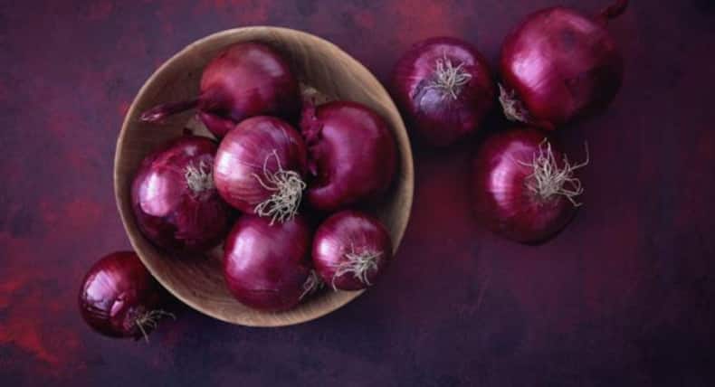 Can’t Afford Organic? Go For These Clean 15 Fruits And Vegetables
