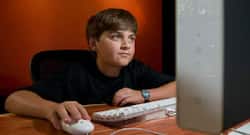 Online Classes Affecting Kids' Health: Tips To Help Your Child Cope Up With Screen Time Stress