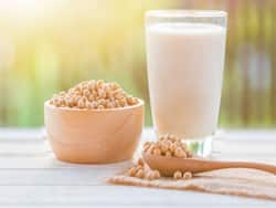 शरीर में ओमेगा-3 फैटी एसिड की कमी को दूर करने के लिए पिएं ये 3 हेल्दी ड्रिंक्स और स्मूदी