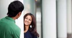 Meeting With Ex After Breakup: ब्रेकअप के बाद जब अचानक एक्स आ जाए सामने तो ऐसे करें सिचुएशन हैंडल