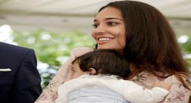 Lisa Haydon on breastfeeding: अभिनेत्री लीज़ा हेडन ने शेयर की ब्रेस्टफीडिंग कराते हुए तस्वीर, दिया न्यू मदर्स को खास संदेश
