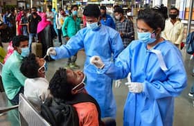 Coronavirus Live Updates : केरल में नये 8,867 कोविड मामले दर्ज, 67 मौतें