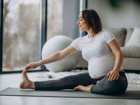 Pregnancy Stress Relief: प्रेग्नेंसी के दौरान तनाव लेने वाली महिलाओं को हो सकती हैं ये 4 गंभीर समस्याएं, जानिए स्ट्रेस से छुटकारा पाने के उपाय
