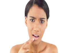 Dark Lips due to Smoking: स्मोकिंग करने से होठों का रंग हो गया है काला, ये 4 घरेलू उपाय होठों को बनाएंगे नर्म, गुलाबी