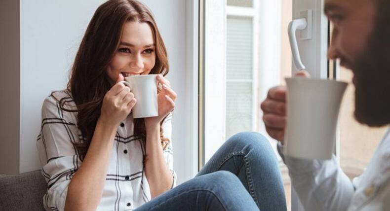 Reheating Tea Is Dangerous For Health : घंटों पहले बनी चाय को दोबारा गर्म करके पीने से शरीर पर होता है 'ज़हर' जैसा असर, आज से ही छोड़ दें यह आदत