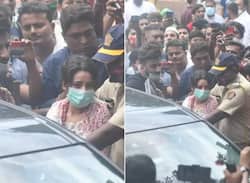 Shehnaaz Gill Cries Inconsolably As She Bids Sidharth Shukla Goodbye: How to Cope When a Loved One Dies