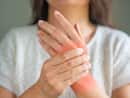 World Arthritis Day 2021: बढ़ती उम्र में अधिक परेशान करती है जोड़ों की ये समस्या, हेल्दी ज्वाइंट्स के लिए खाएं 4 हेल्दी हर्ब्स