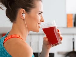 Juice For High BP: इस लाल जूस को पीते ही कंट्रोल हो जाता है हाई ब्लड प्रेशर, बीपी 120/80 से ज्यादा होने पर तुरंत पियें जूस