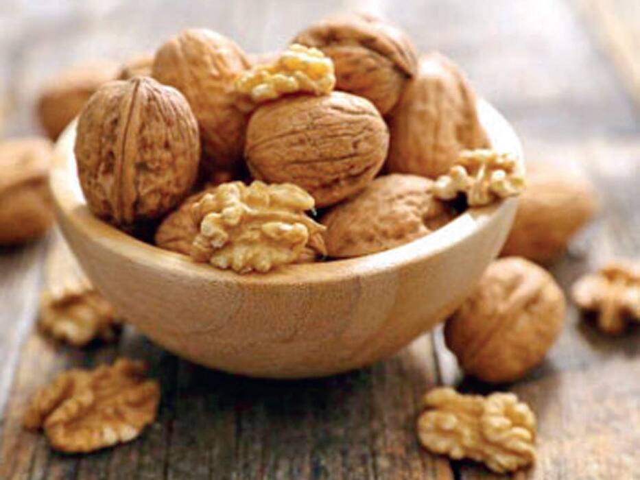 Foods For Brain: अपने दिमाग को दूसरों से तेज बनाना है तो डाइट में शामिल करें ये 5 ब्रेन फूड, बुढ़ापे तक मेमोरी रहेगी शार्प