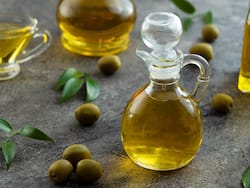 Consuming More Than 7 Grams Of Olive Oil Daily Associated With Lower Mortality Risk